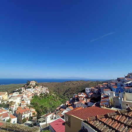 Villa Στη Μεσσάδα... Sti Messada... à Ioulis Extérieur photo