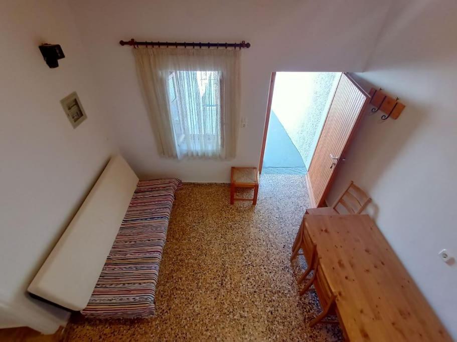 Villa Στη Μεσσάδα... Sti Messada... à Ioulis Extérieur photo